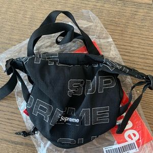 Supreme Neck Pouch -100% new
